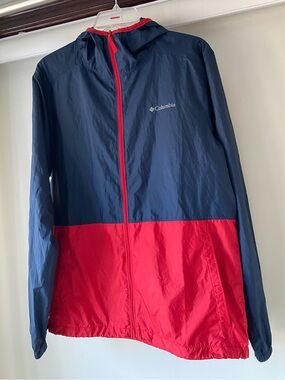 Columbia Navy and Red Colorblock Hooded packable Windbreaker - read description